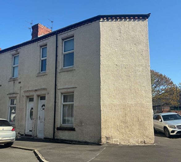 4 Bedroom Flat To Rent In Devonshire Street, South Shields, Tyne And Wear, NE33