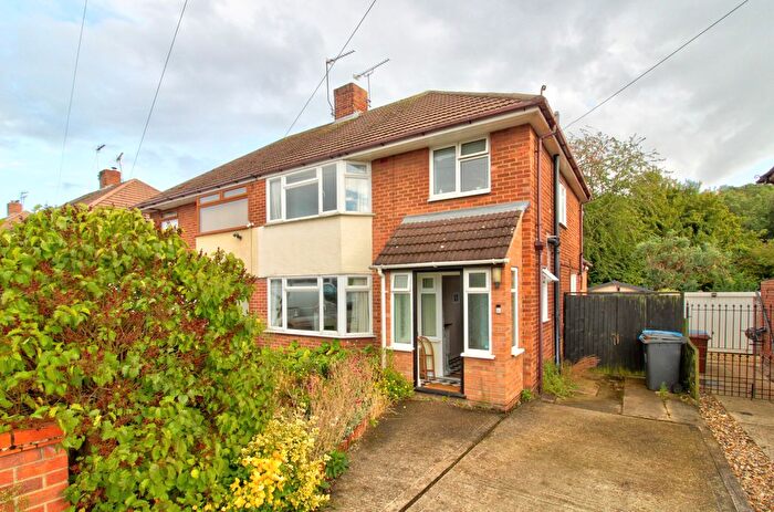 3 Bedroom Semi-Detached House For Sale In Dales Road, Ipswich, IP1