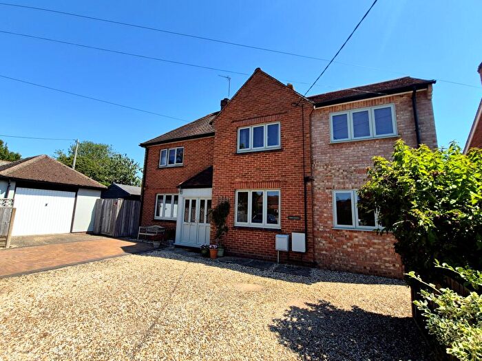 4 Bedroom Detached House For Sale In Thistledown, Elm Hill, Motcombe, Dorset, SP7