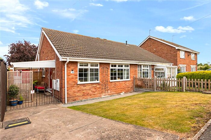 2 Bedroom Bungalow For Sale In Holme Close, Brigg, North Lincolnshire, DN20