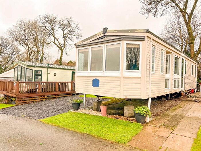 3 Bedroom Caravan For Sale In , Narberth, SA67