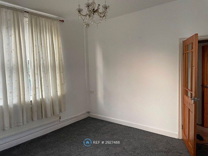 3 Bedroom Detached House To Rent In Bath St, Leicester, LE4