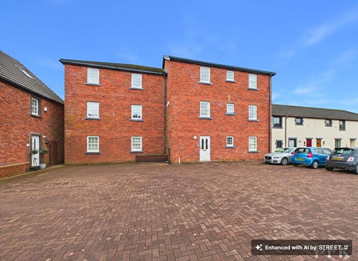 2 Bedroom Apartment For Sale In Woodstock Lane, Whitehaven, CA28