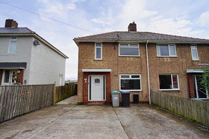3 Bedroom Semi-Detached House To Rent In Castledene Road, Consett, County Durham, DH8