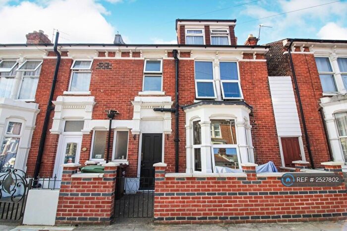 4 Bedroom Terraced House To Rent In Langstone Road, Portsmouth, PO3