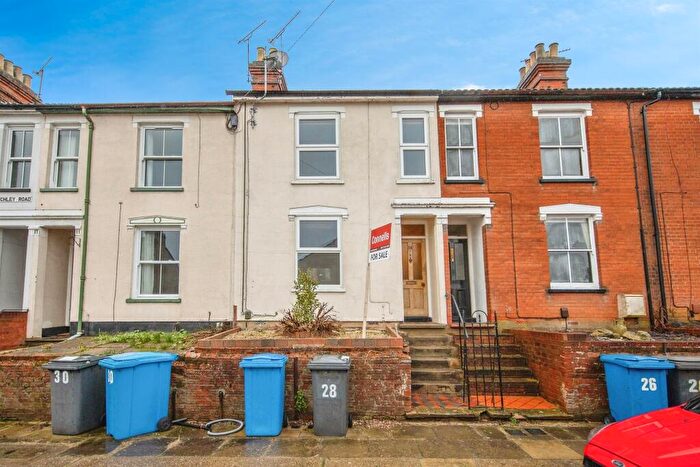 2 Bedroom Terraced House For Sale In Finchley Road, Ipswich, IP4