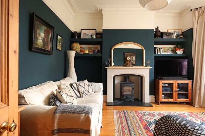 4 Bedroom Terraced House For Sale In Sefton Park Road, Bristol, BS7