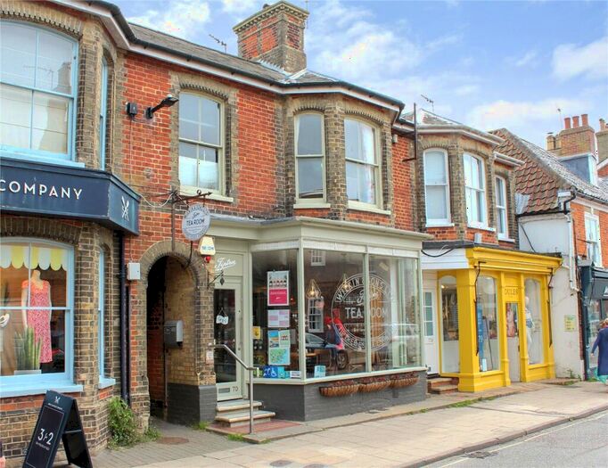 1 Bedroom Apartment For Sale In High Street, Southwold, Suffolk, IP18