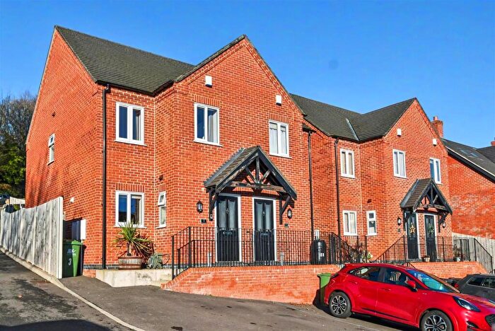 2 Bedroom Semi-Detached House For Sale In Amber Gardens, Ambergate, Belper, DE56