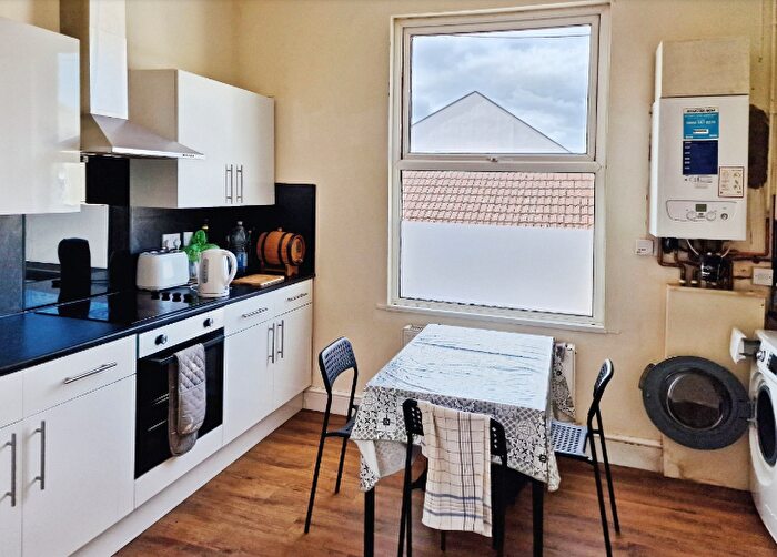 2 Bedroom Property To Rent In Ashwell Street, Nottingham, NG4