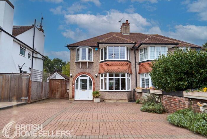 3 Bedroom Semi Detached House For Sale In Oxford Crescent, New Malden, KT3