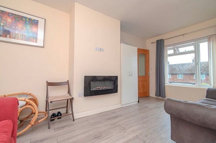2 Bedroom End Terrace House For Sale In George Gurr Crescent, Folkestone, CT19
