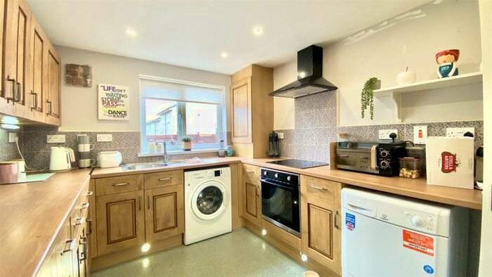3 Bedroom Terraced House For Sale In Cotswold Place, Peterlee, SR8