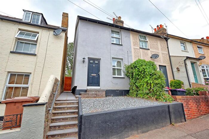 2 Bedroom End Of Terrace House For Sale In Musley Hill, Ware - Chain Free, SG12