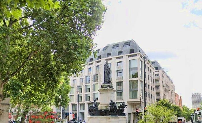 2 Bedroom Flat To Rent In Apartment, Clement House, Strand, London, WC2R