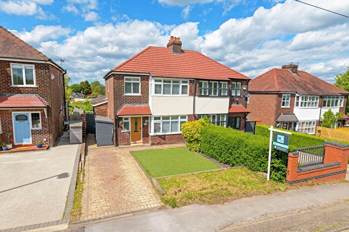 3 Bedroom Semi-Detached House For Sale In Stockport Road, Thelwall, WA4