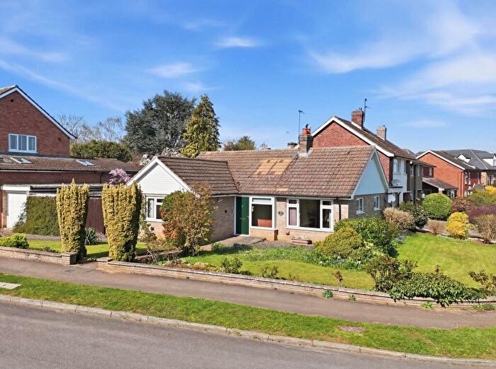3 Bedroom Detached Bungalow For Sale In Lavender Way, Hitchin, SG5