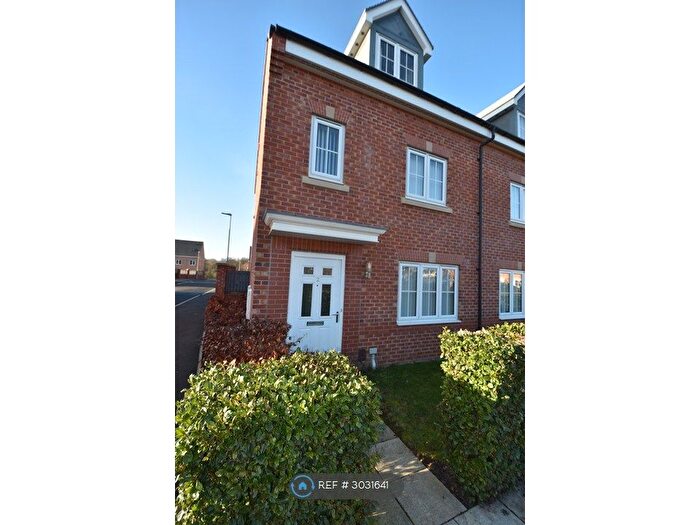 3 Bedroom Semi-Detached House To Rent In Harrier Way, Middlesbrough, TS4