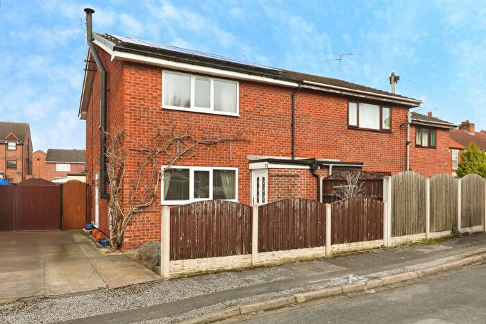 2 Bedroom Semi Detached House For Sale In Whitehall Court, Retford, DN22