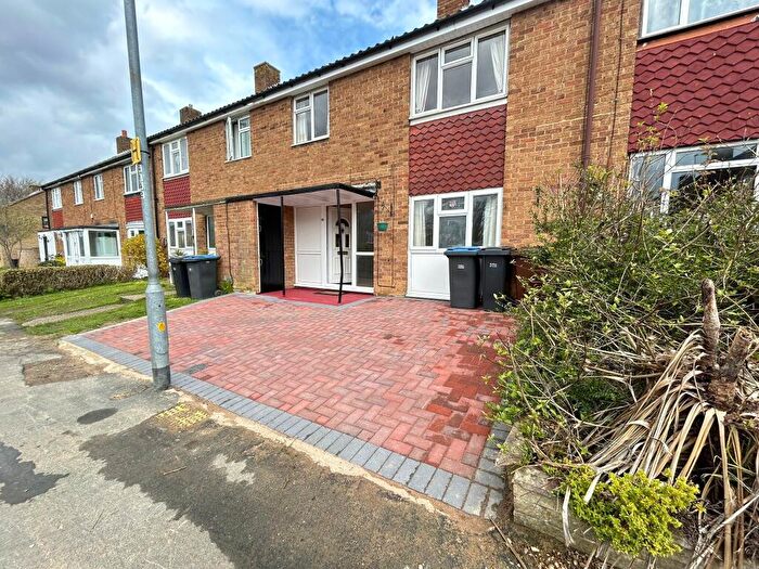 3 Bedroom House To Rent In Abbotsweld, Harlow, CM18