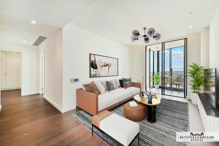 2 Bedroom Flat To Rent In Bondway, London, SW8