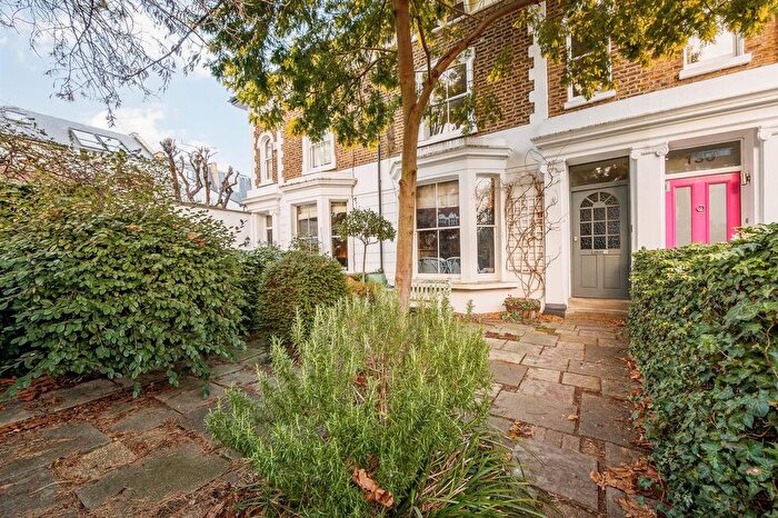 1 Bedroom Flat To Rent In Dalling Road, London, W6