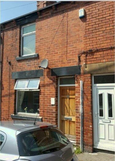 3 Bedroom House To Rent In Bridge Street, Darton, S75