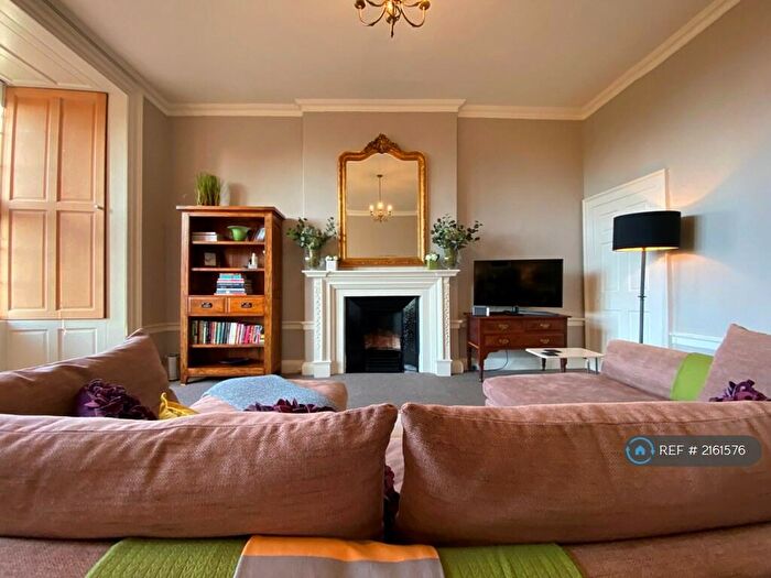 2 Bedroom Flat To Rent In New Town, Edinburgh, EH2