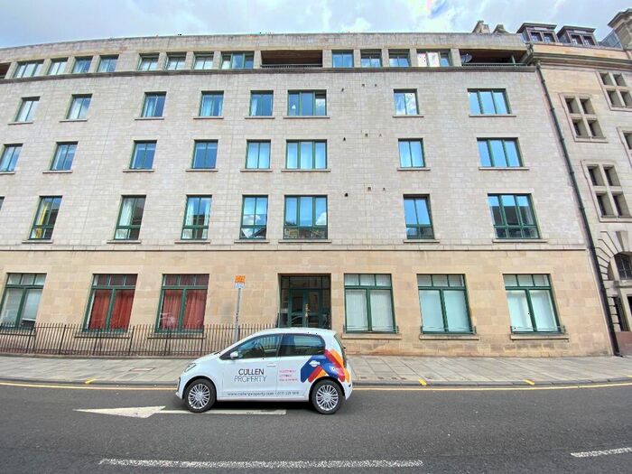 4 Bedroom Flat To Rent In East Fountainbridge, Central, Edinburgh, EH3