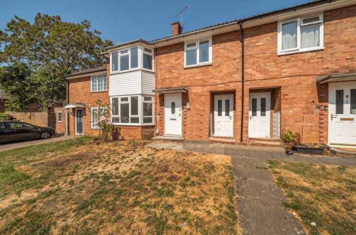 3 Bedroom Terraced House For Sale In Beckford Avenue, Bracknell, Berkshire, RG12