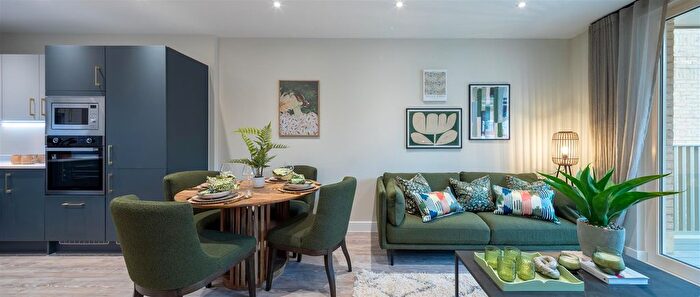 1 Bedroom Flat For Sale In Wood Street, Walthamstow, E17