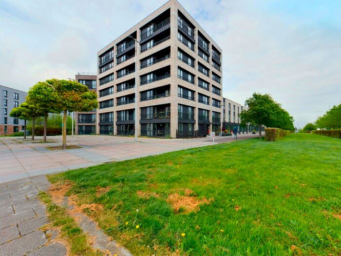 2 Bedroom Flat To Rent In Waterfront Avenue, Granton, Edinburgh, EH5