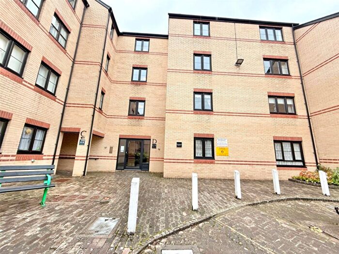 2 Bedroom Apartment For Sale In Alexandra Road, Barnstaple, Devon, EX32