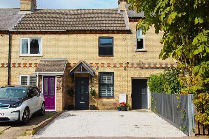 2 Bedroom Terraced House For Sale In Laburnum Road, Sandy, SG19