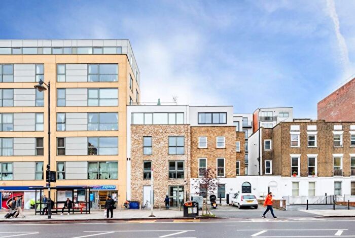 2 Bedroom Apartment To Rent In Kingsland Road, Haggerston, E8