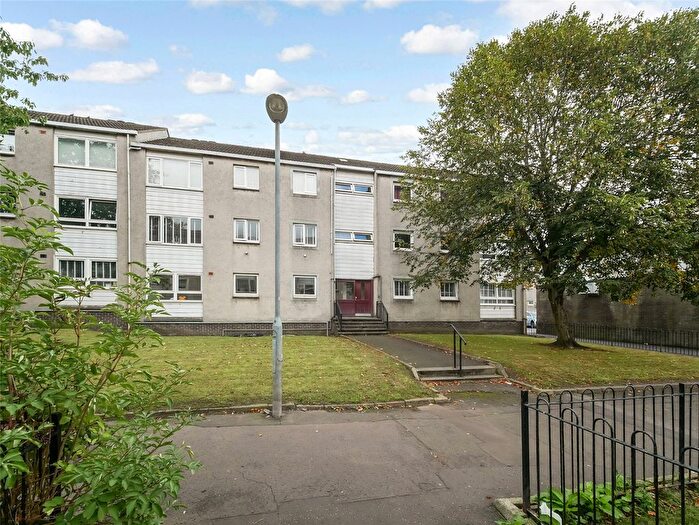 3 Bedroom Flat For Sale In Harris Road, Summerston, Glasgow, G23
