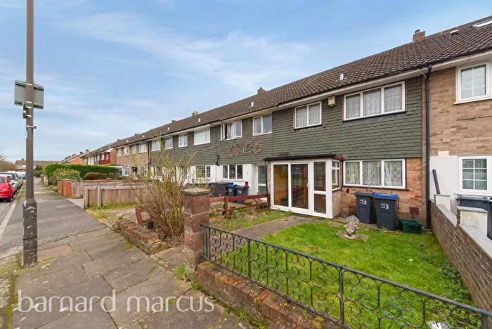 3 Bedroom Terraced House For Sale In Malvern Close, Mitcham, CR4
