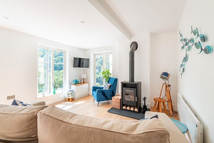 2 Bedroom Flat For Sale In Tors Park, Lynmouth, EX35