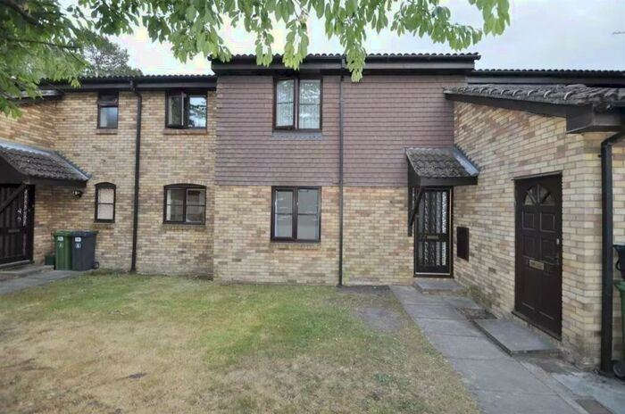 1 Bedroom Maisonette To Rent In Habershon Drive, Camberley, GU16