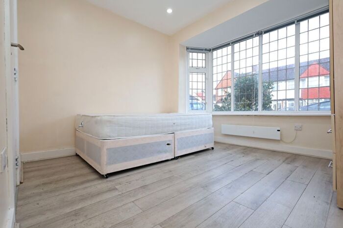 Studio To Rent In Arkindale Road, London, SE6