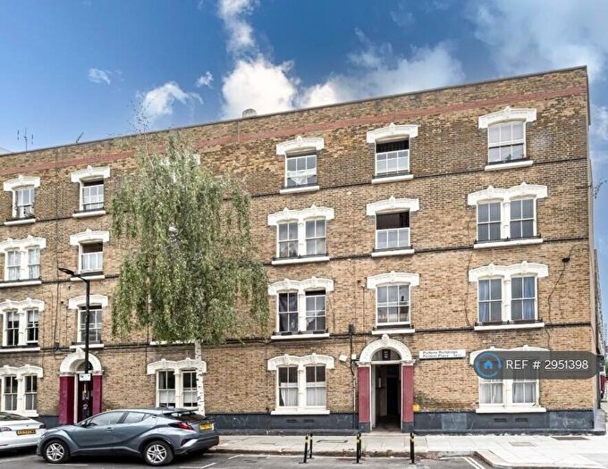 2 Bedroom Flat To Rent In Pullens Buildings, London, SE17