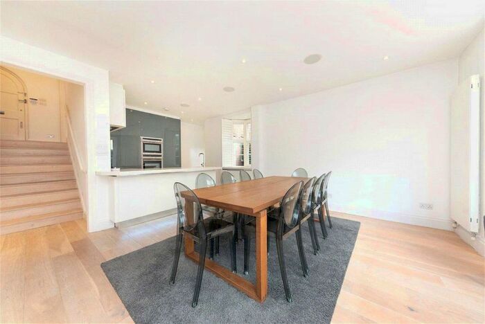4 Bedroom Terraced House To Rent In Rotherwick Road, London, NW11