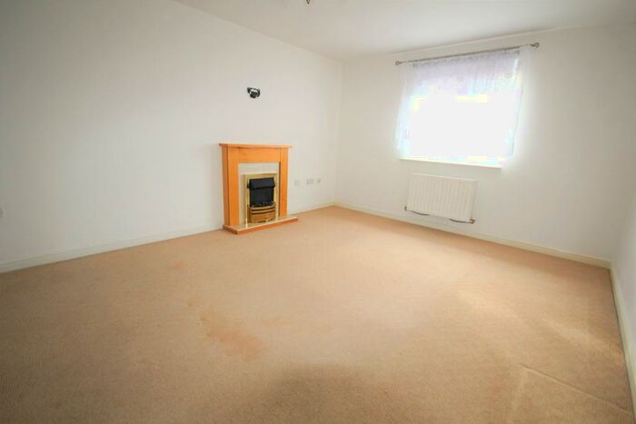 2 Bedroom Flat To Rent In Breckside Court, Breckside Park, Anfield, Liverpool, L6