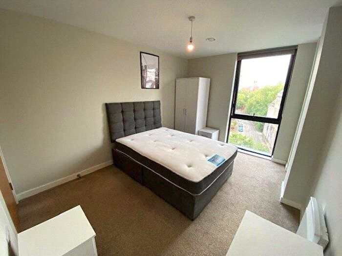 2 Bedroom Apartment To Rent In Adelphi Street, Salford, Manchester City Centre, Greater Manchester, M3