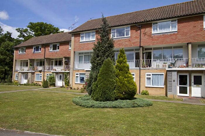 2 Bedroom Maisonette To Rent In Ray House, Milton Road, Ickenham, UB10