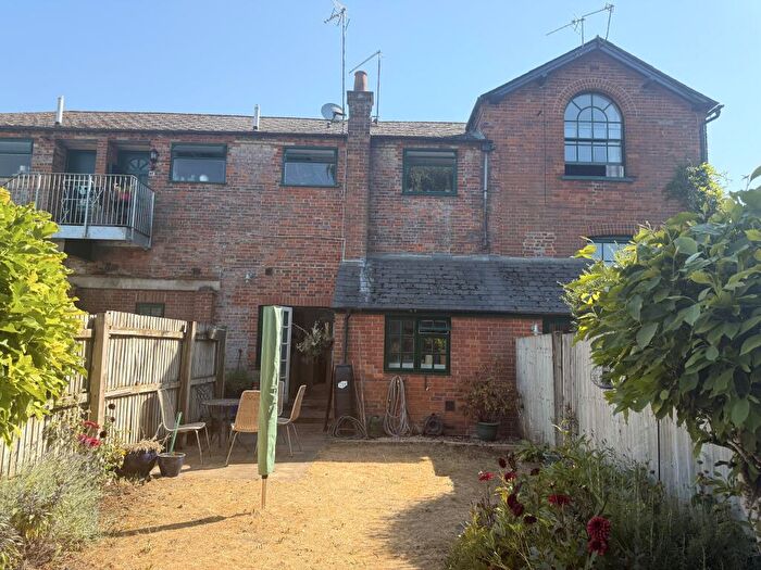 2 Bedroom Apartment For Sale In Chapel House, Church Street, Hungerford, West Berkshire, RG17