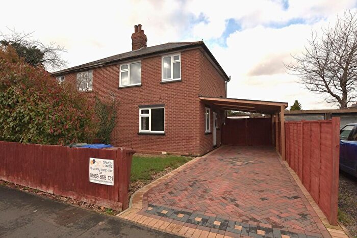 3 Bedroom Semi-Detached House To Rent In The Approach, Bicester, Oxfordshire, OX26