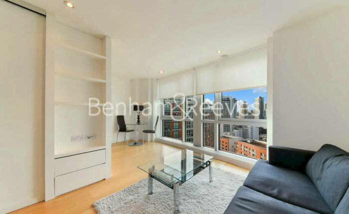 Studio To Rent In Fairmont Avenue, London, E14