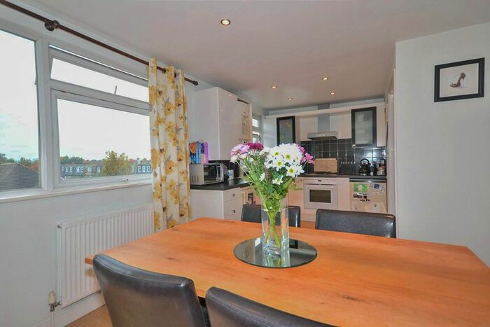 1 Bedroom Flat To Rent In Effra Road, London SW19