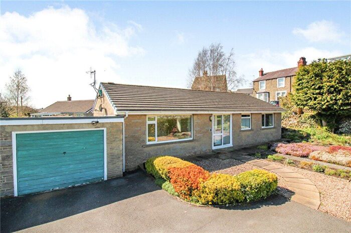 3 Bedroom Bungalow For Sale In Birchwood Close, Settle, North Yorkshire, BD24